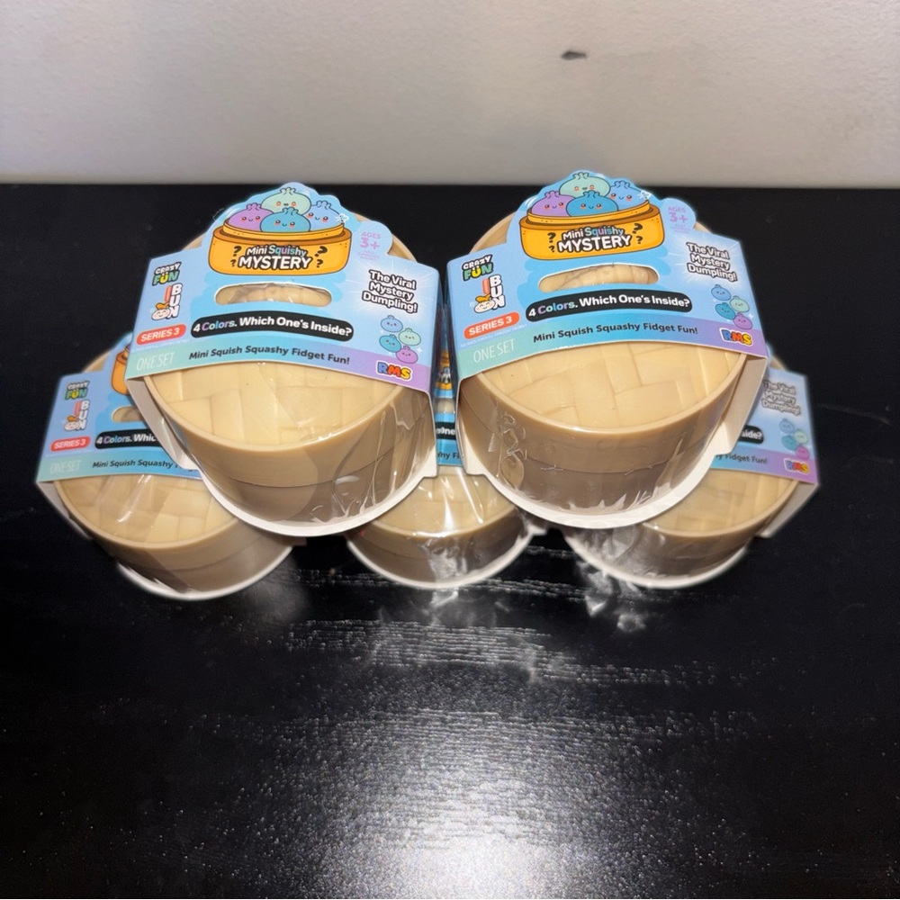 Squishy Mystery Mini Dumplings NWT